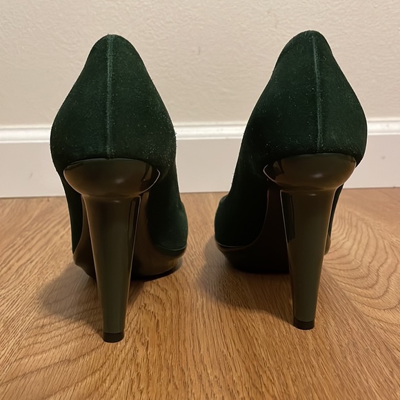 Bottega Veneta Green Suede Pump Heels size 36.5  6.5 - Picture 3 of 6